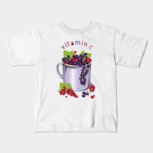 Mug with fresh black and red currant berries. Vitamin C Kids T-Shirt